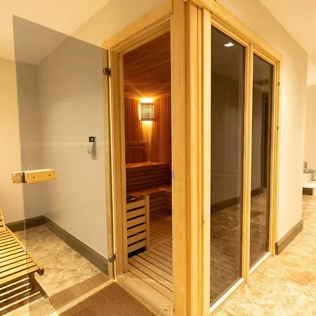 Hotel Hills Deluxe - Relaxed Luxury In Style And Serenity